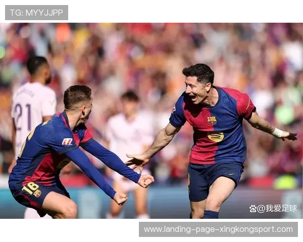 巴塞罗那中场连动创造极大空档